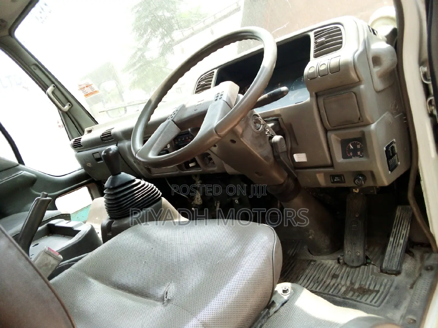 Isuzu Truck
