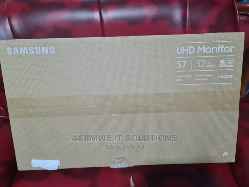 Samsung UHD Monitor