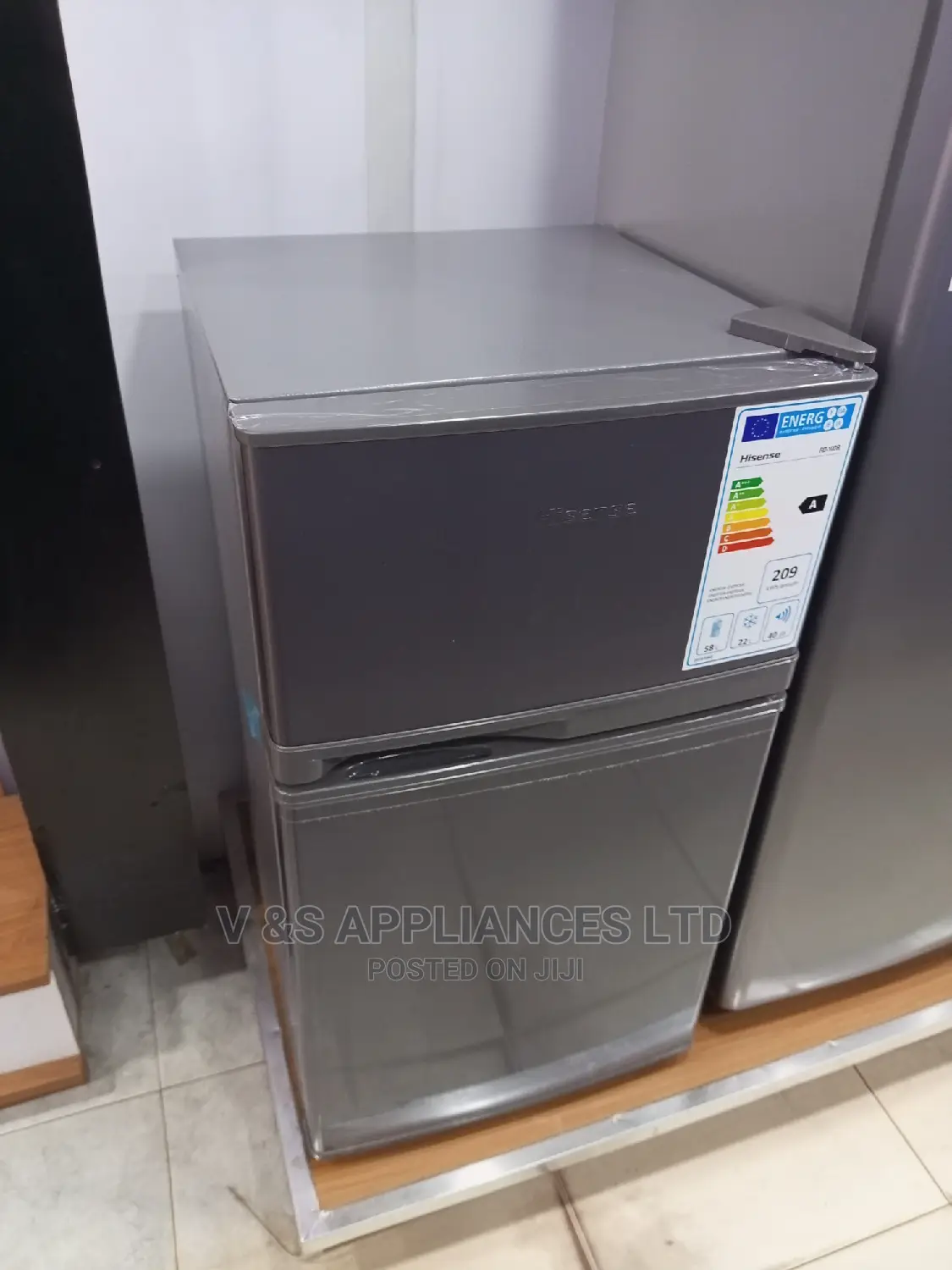 100l Hisense Double Doors