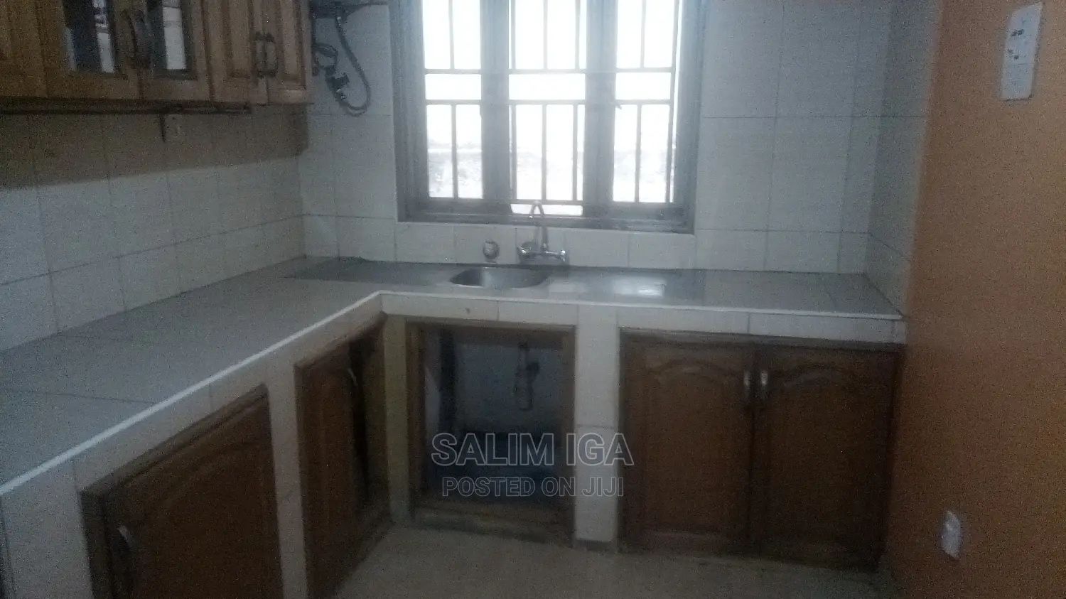 3bdrm Bungalow in Kololo Property, Central Division for Rent