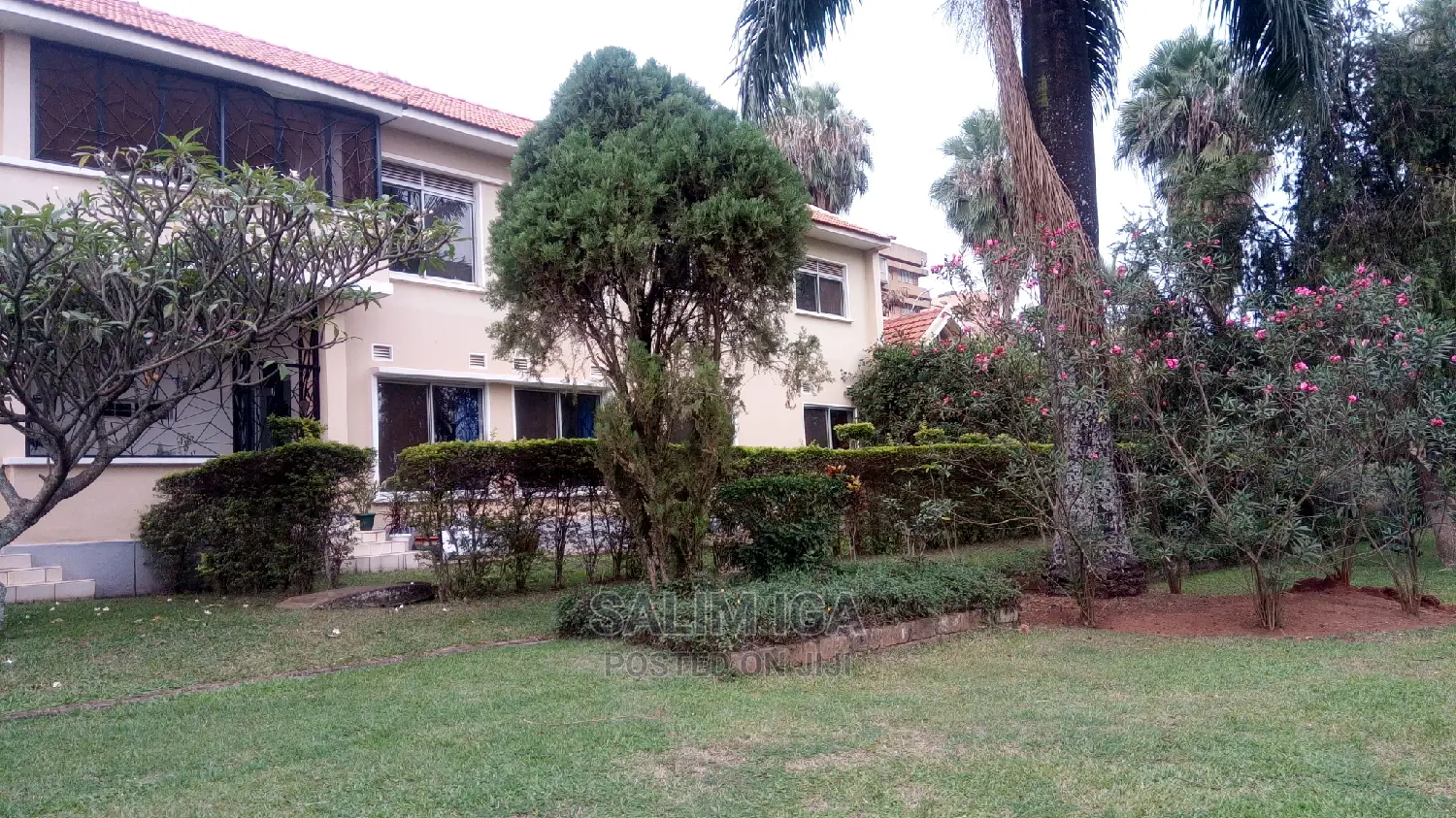 Furnished 2bdrm Block of Flats in Kololo Property, Central Division