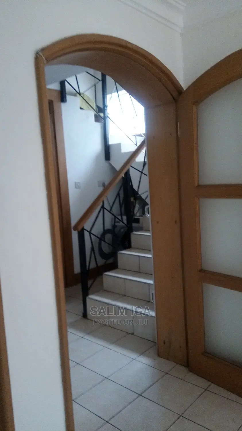 Furnished 2bdrm Block of Flats in Kololo Property, Central Division