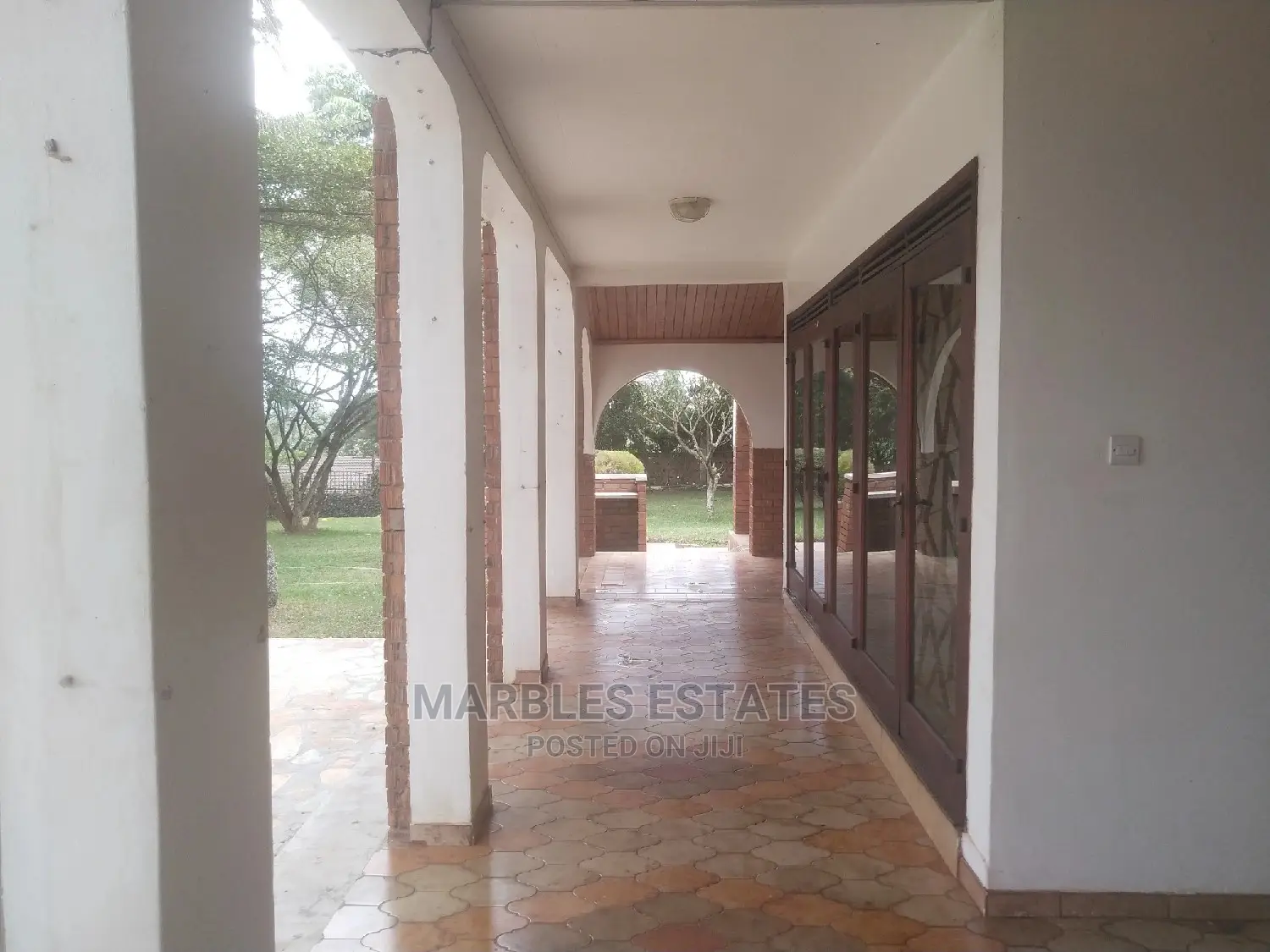 10bdrm Bungalow in Naguru, Central Division for Rent