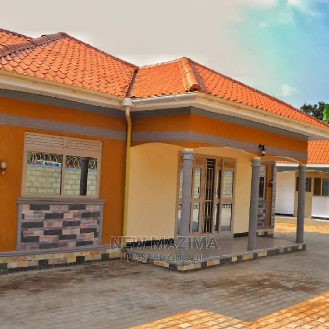 3bdrm Bungalow in Wakiso Namusera, Division a for Sale