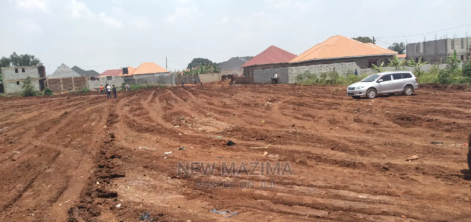 Very Prime Plot on Quicksale After Munyonyo Near Kazi Beach
