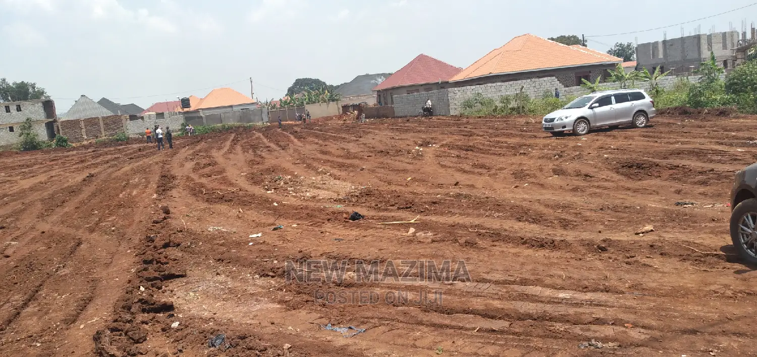 Very Prime Plot on Quicksale After Munyonyo Near Kazi Beach