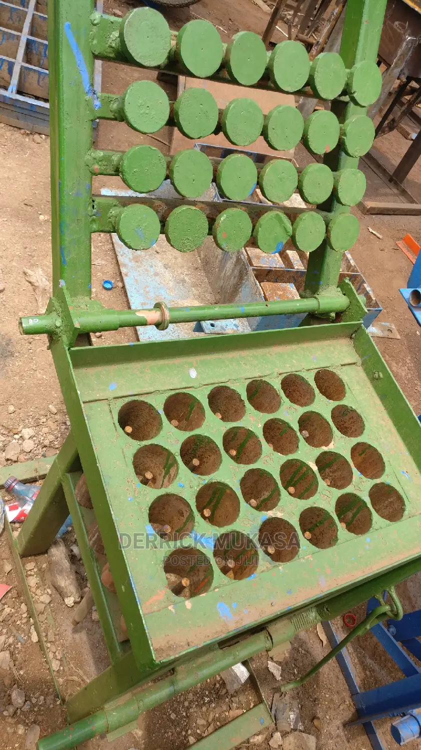 Briquettes Making Machine