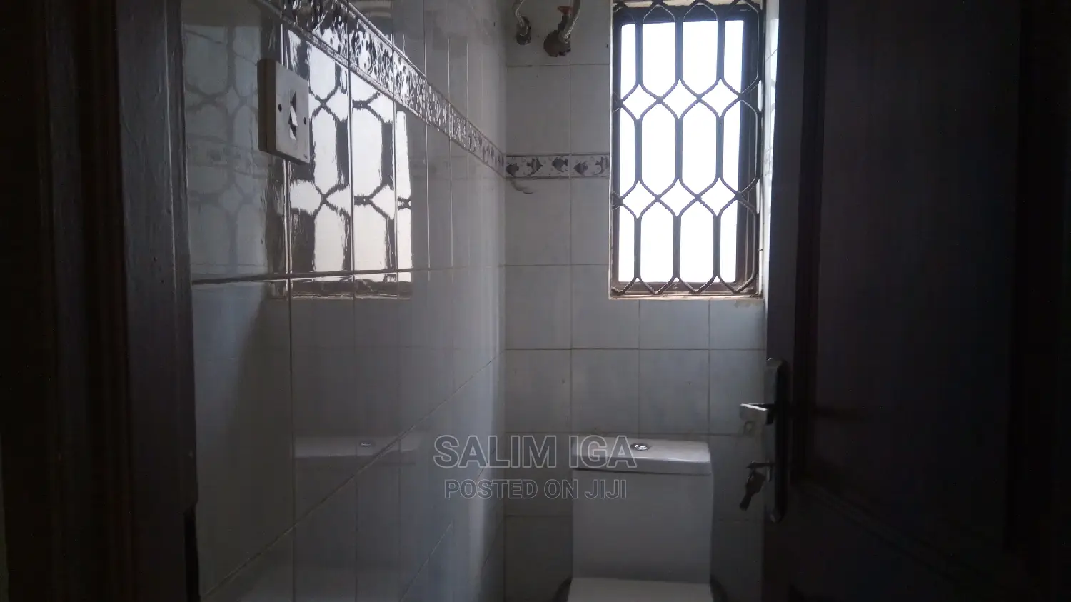 4bdrm Bungalow in Kololo Property, Central Division for Rent