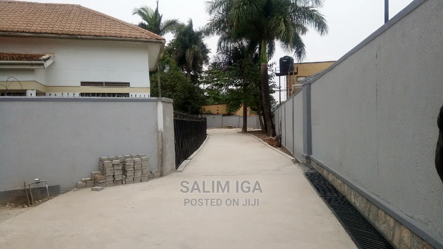 10bdrm Shared Apartment in Kololo Property, Central Division for Rent