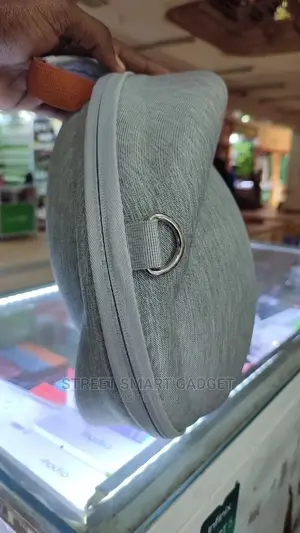 Studio 7 Harman Kardon Cases