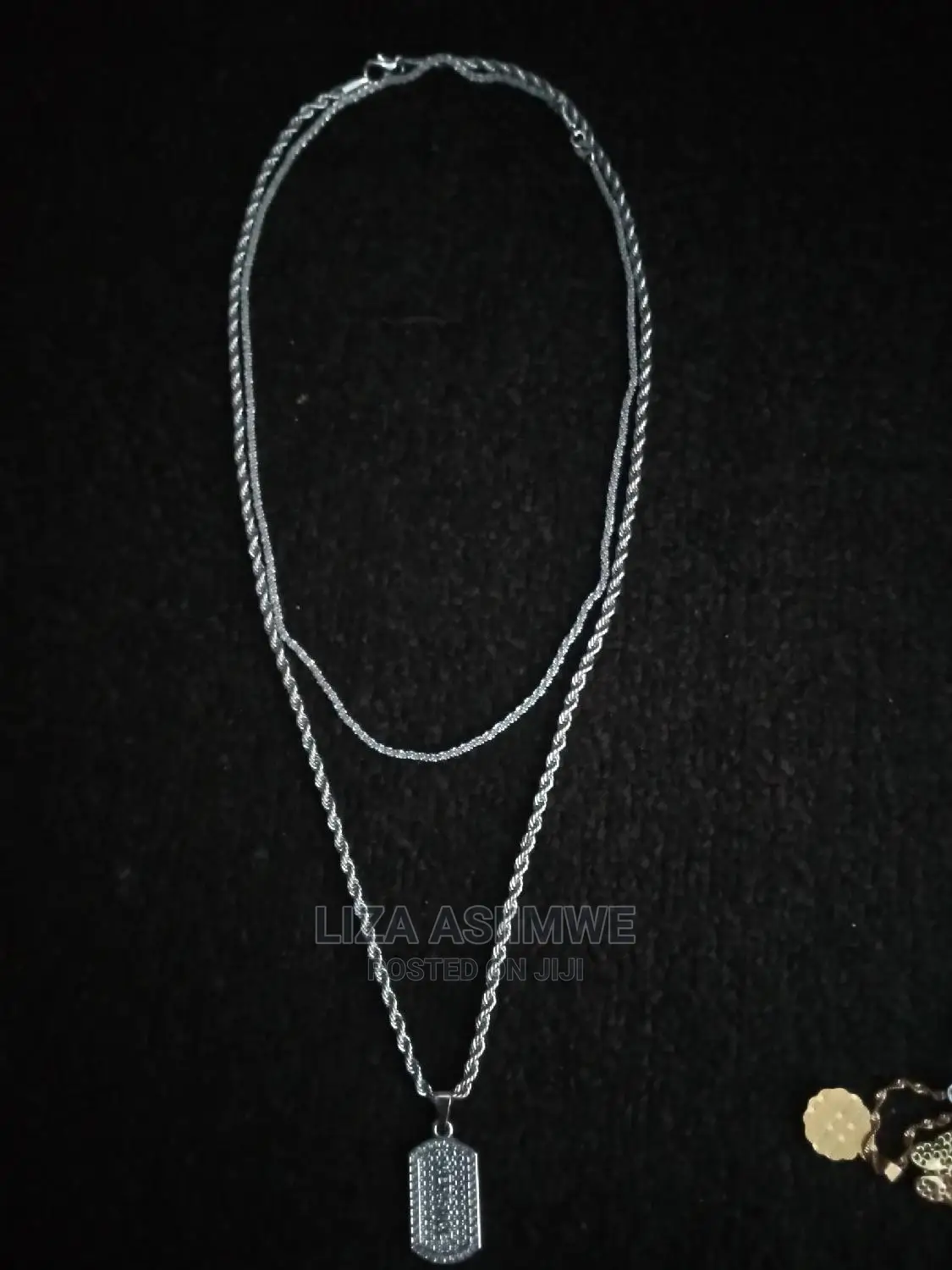 Men's Double Simple Chains Available With a Unique Pendant