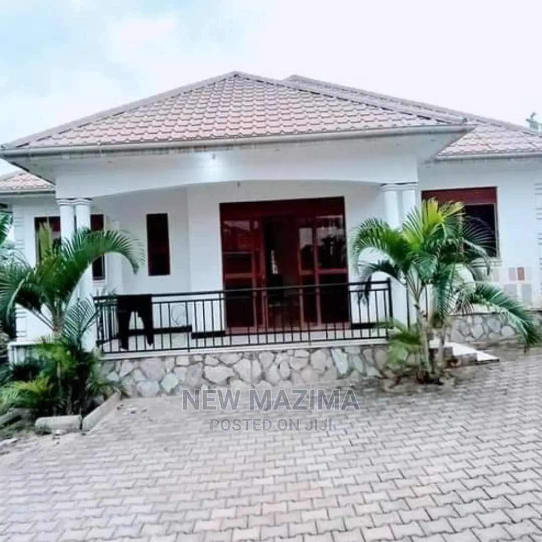 3bdrm House in Namugongo Kiwango, Division B for Sale