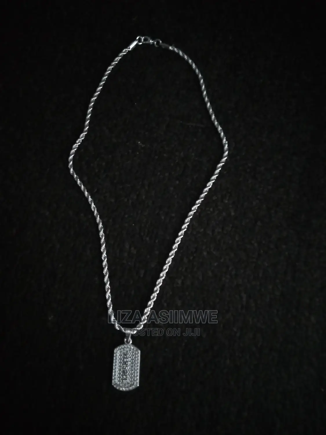 Necklaces Available for Both Unisex