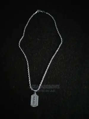 Photo - Necklaces Available for Both Unisex