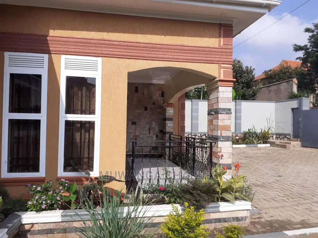 3bdrm House in Fs Properties Ltd, Central Division for Sale