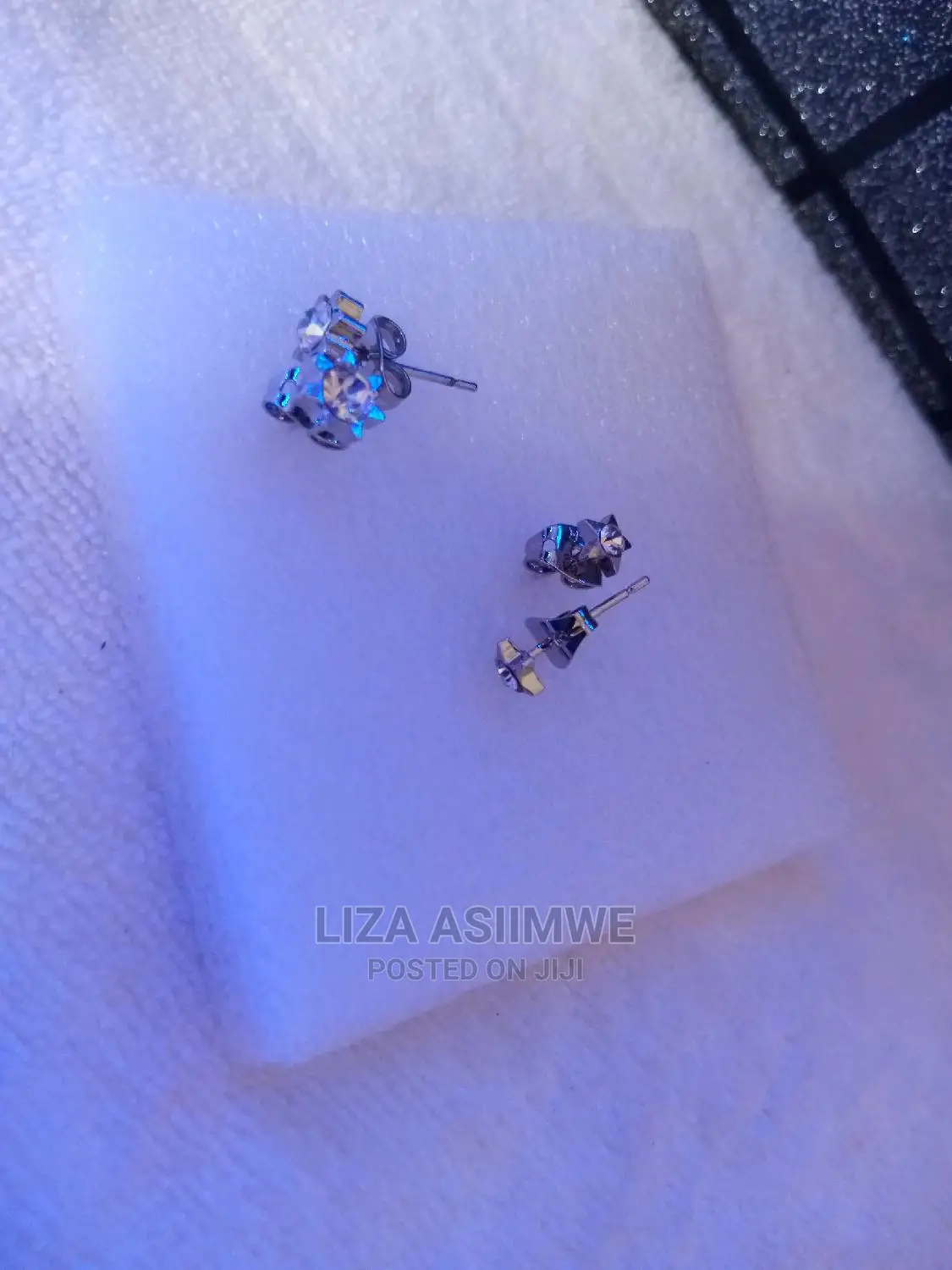 Simple Lady Earpins Available Each Pair at 5 Thousand