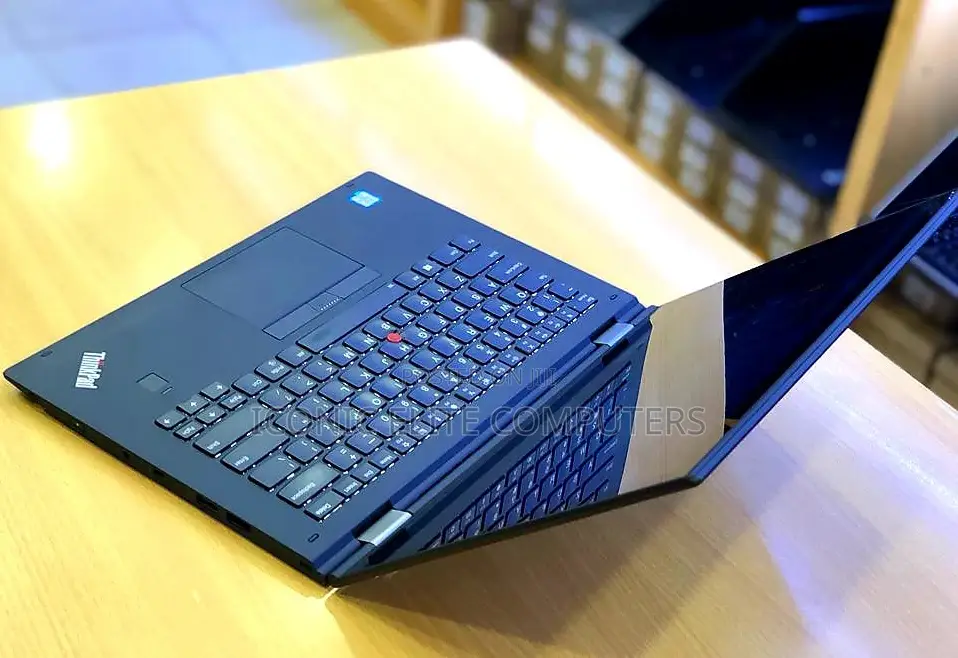 New Laptop Lenovo Thinkpad X1 Yoga 8GB Intel Core i7 SSD 512GB