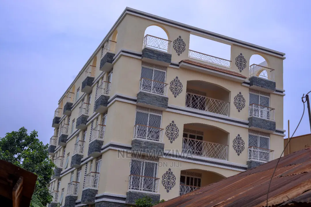 3bdrm Townhouse/Terrace in Muyenga Heights, Central Division for Sale
