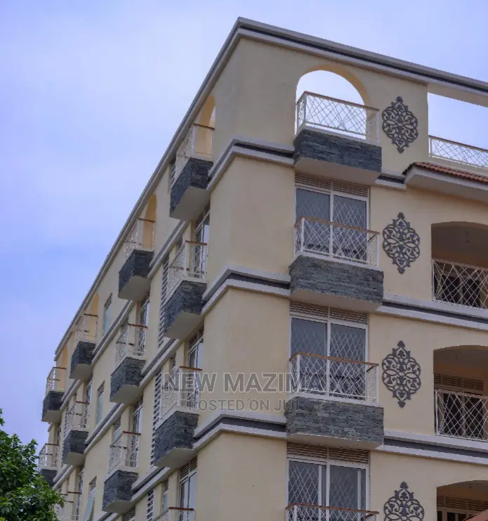 3bdrm Townhouse/Terrace in Muyenga Heights, Central Division for Sale