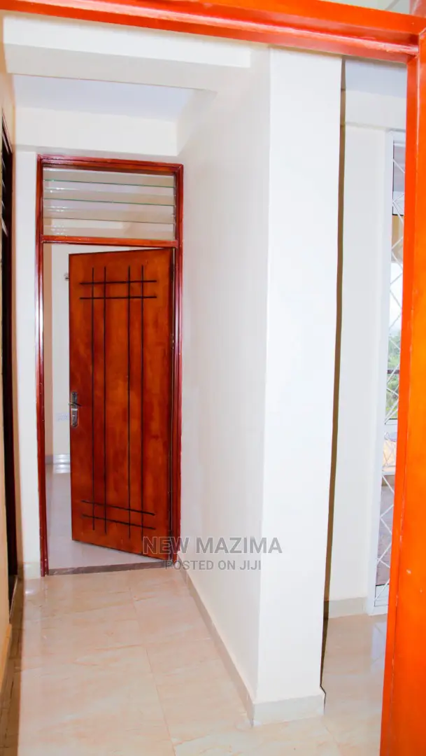3bdrm Townhouse/Terrace in Muyenga Heights, Central Division for Sale