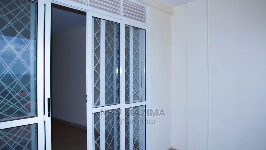 3bdrm Townhouse/Terrace in Muyenga Heights, Central Division for Sale