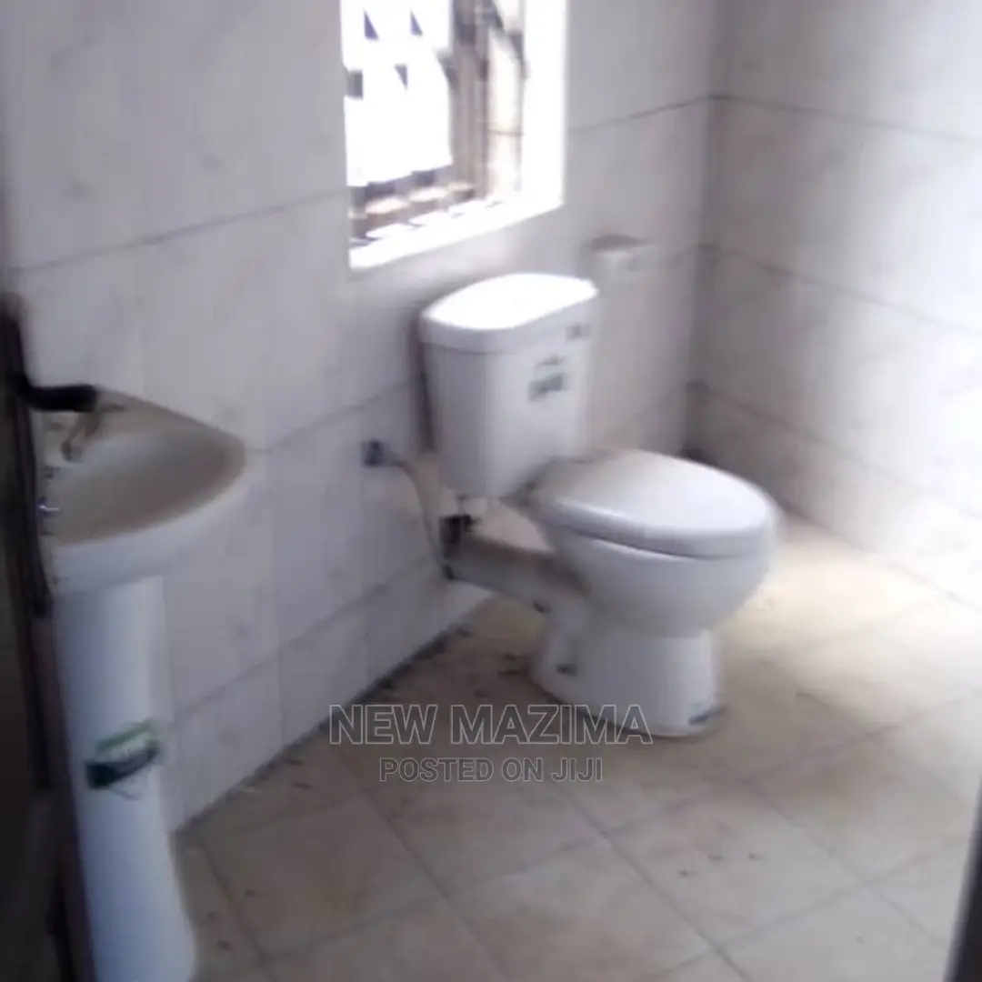 2bdrm Block of Flats in Makindye Kizungu, Central Division for Rent