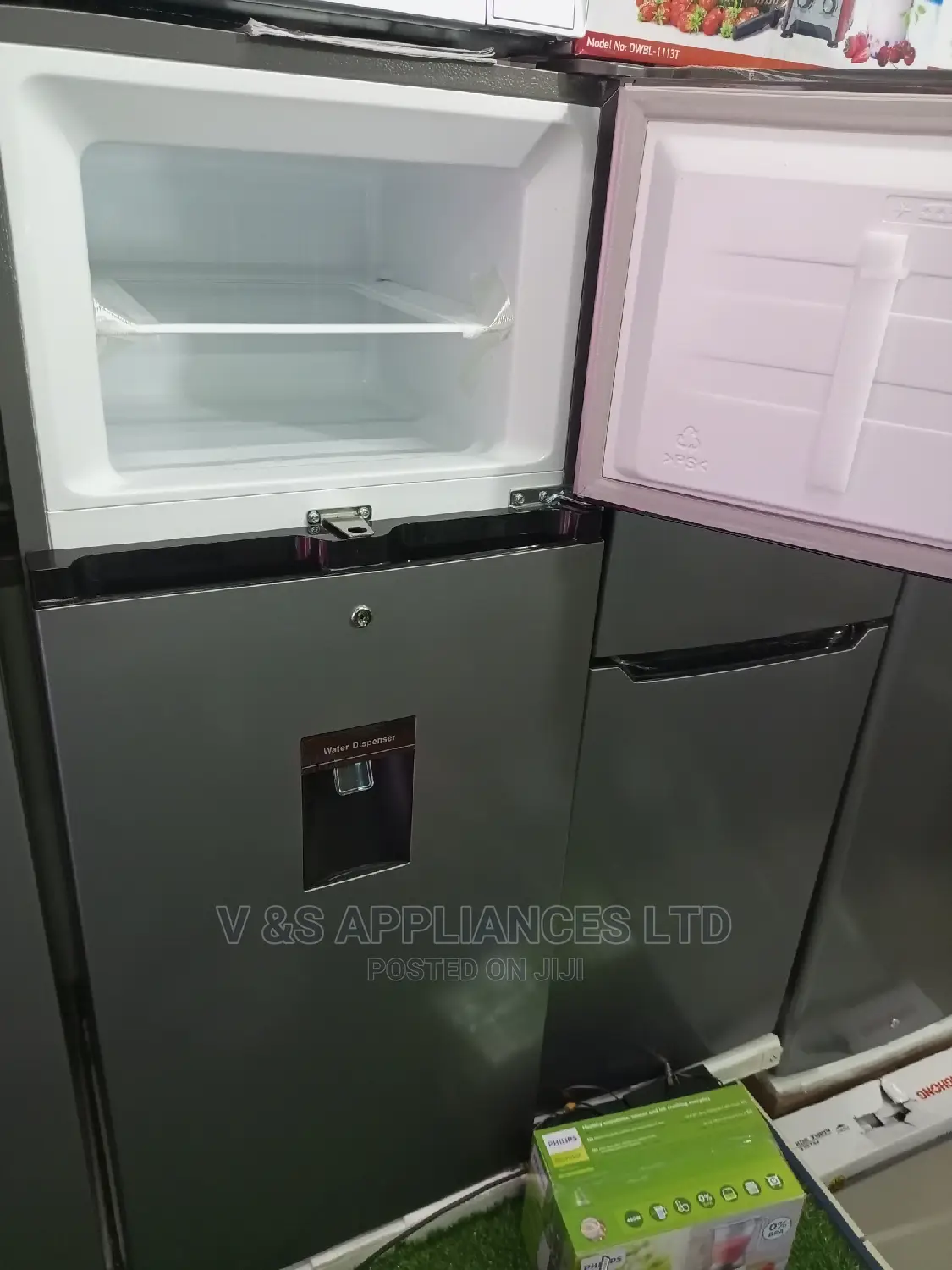 270l Hisense Fridge With a Water Dispenser