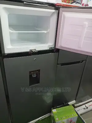 270l Hisense Fridge With a Water Dispenser