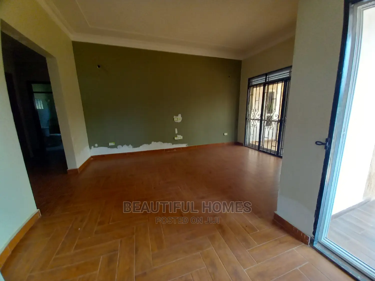 Furnished 4bdrm House in Kira Gated Estate for Sale
