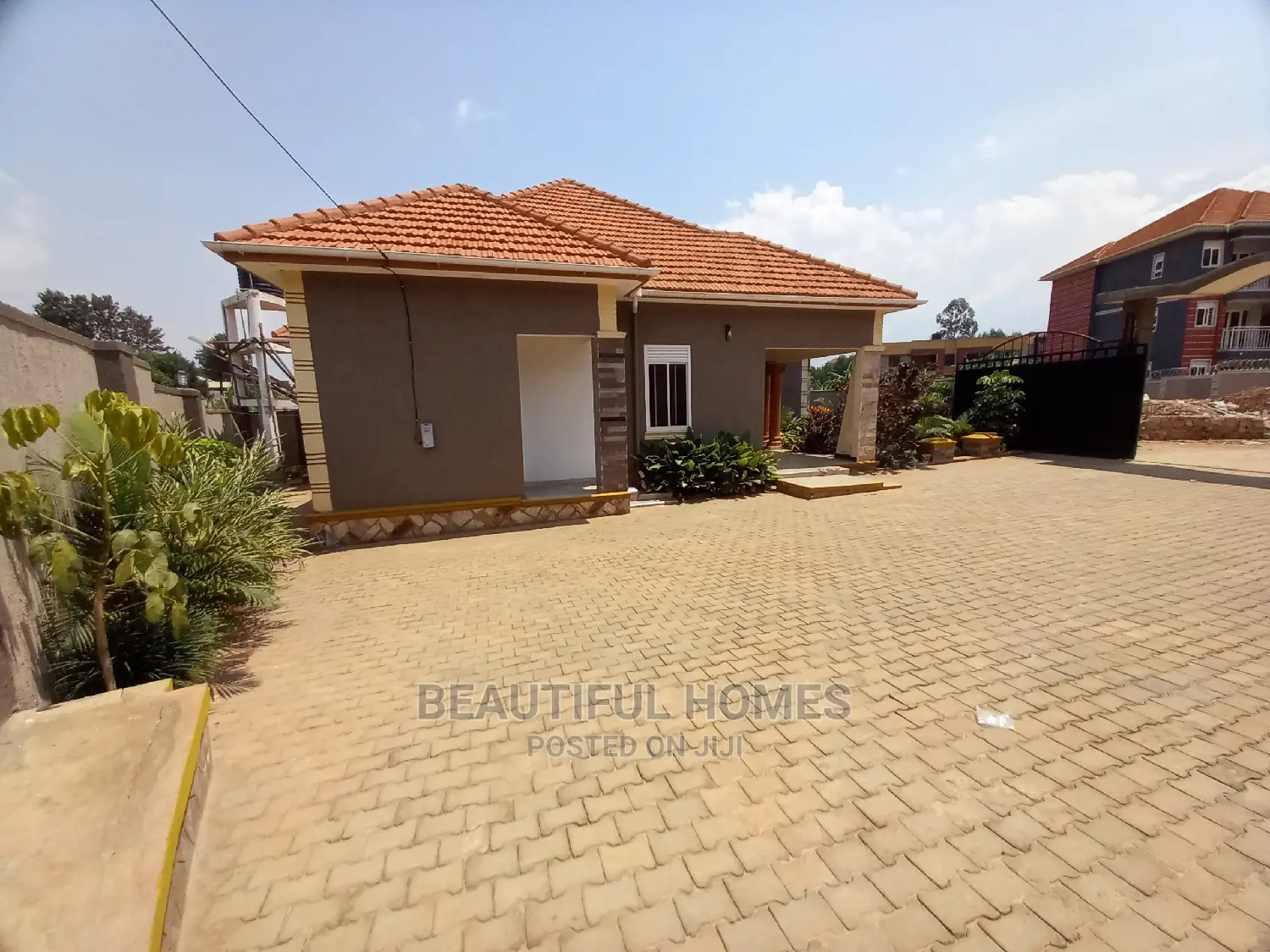 Furnished 4bdrm House in Kira Gated Estate for Sale