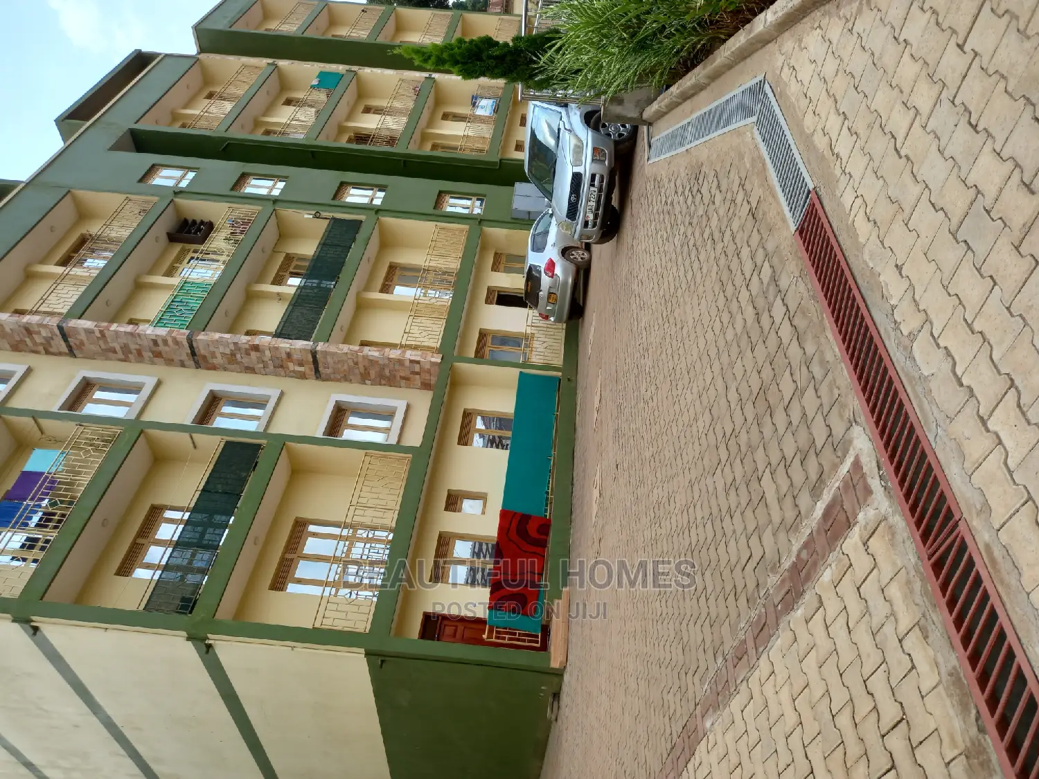 Furnished 2bdrm Condo in Bukoto, Central Division for Sale
