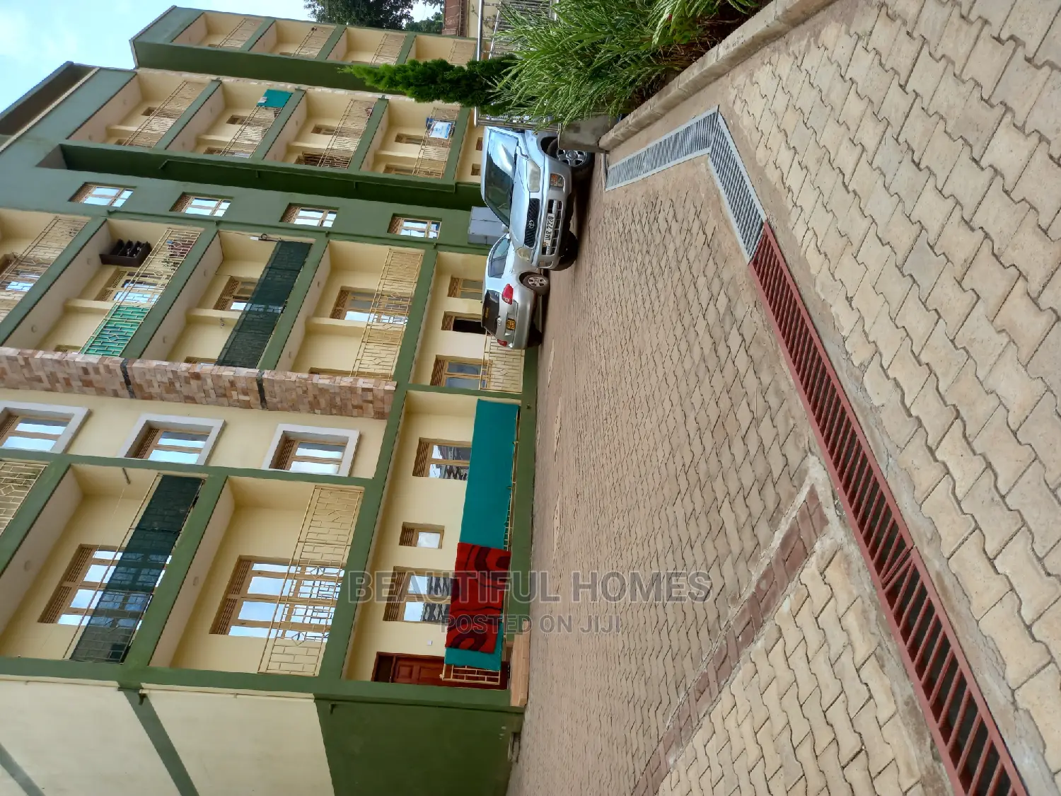 Furnished 2bdrm Condo in Bukoto, Central Division for Sale