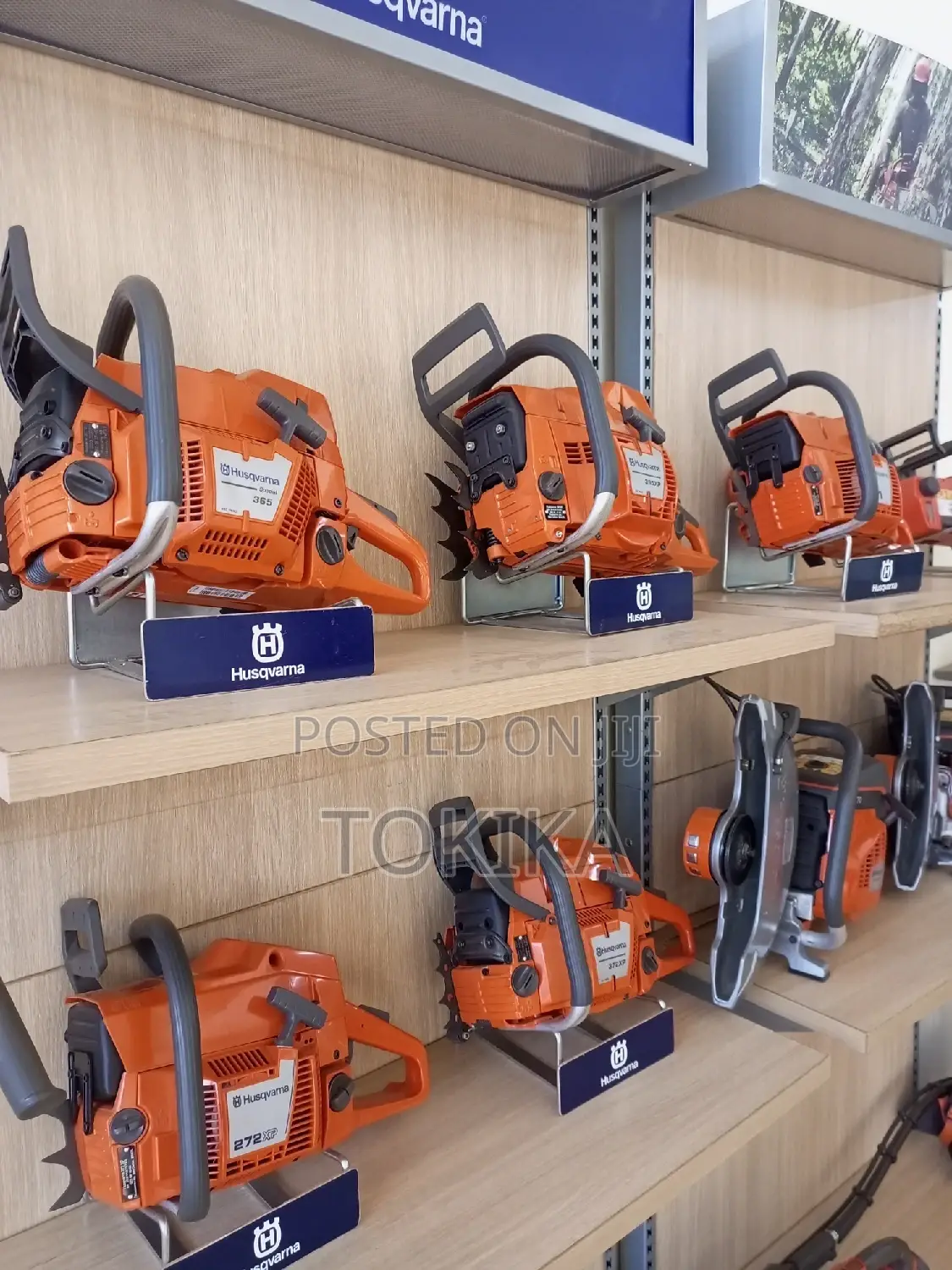 Husqvarna Chainsaw/ Power Saw 272 Original