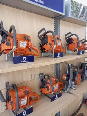 Husqvarna Chainsaw/ Power Saw 272 Original