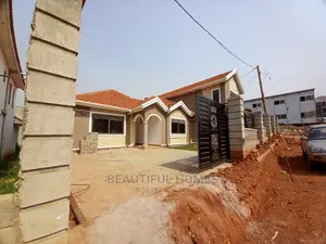 Furnished 4bdrm Duplex in Kira Rich Area for Sale