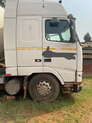 Volvo FH12 for Sale
