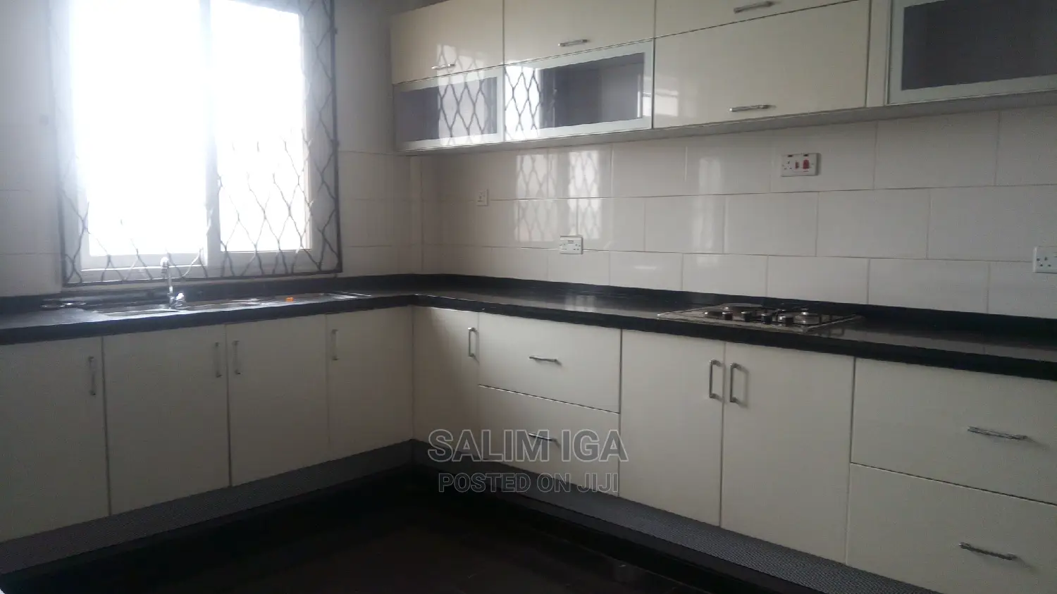 Furnished 3bdrm Block of Flats in Kololo Property, Central Division