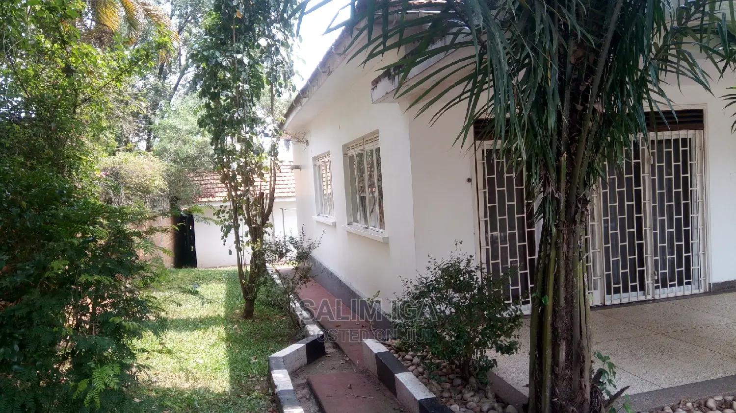 3bdrm Bungalow in Kololo Property, Central Division for Sale