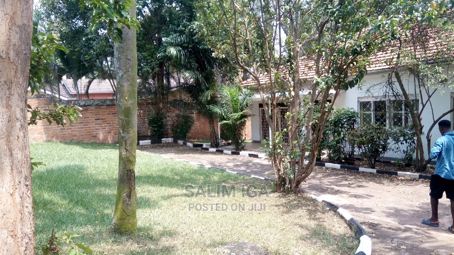 3bdrm Bungalow in Kololo Property, Central Division for Sale