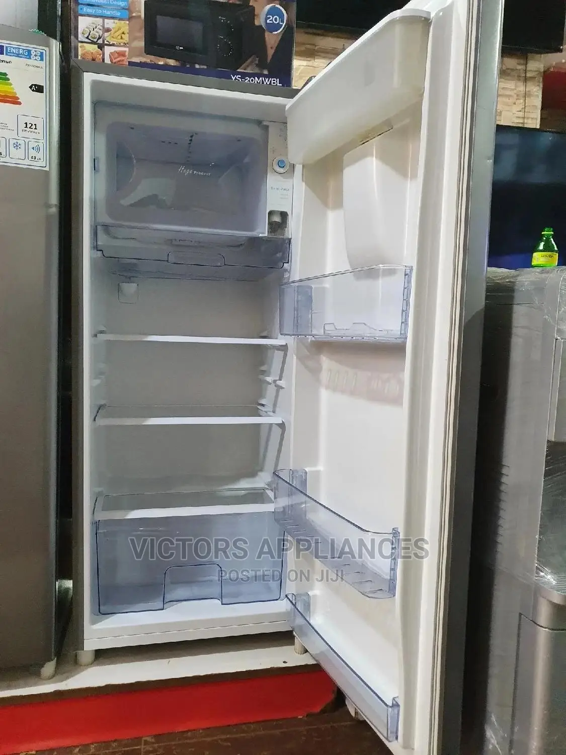Brand New Hisense 229L Refrigerator With Water Dispenser