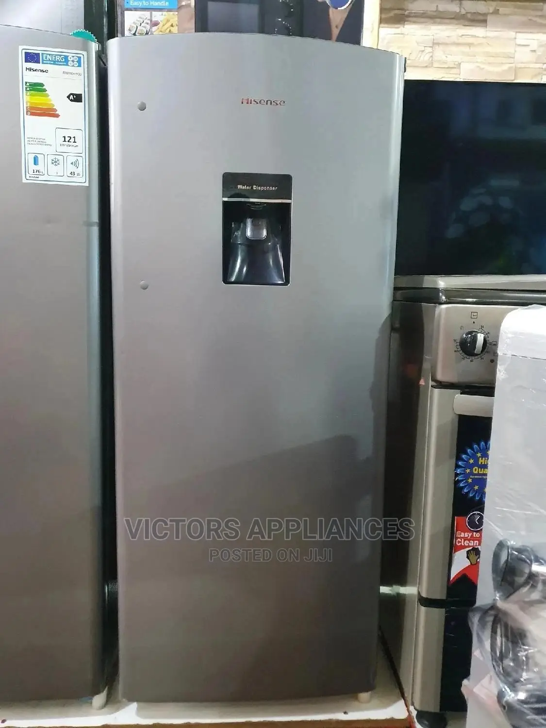 Brand New Hisense 229L Refrigerator With Water Dispenser