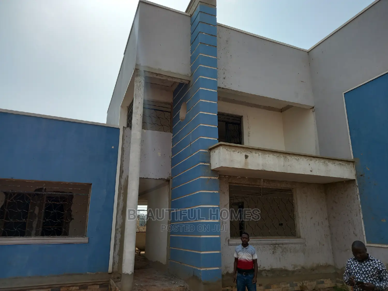 Furnished 5bdrm Duplex in Tarmack Estate, Kira for Sale