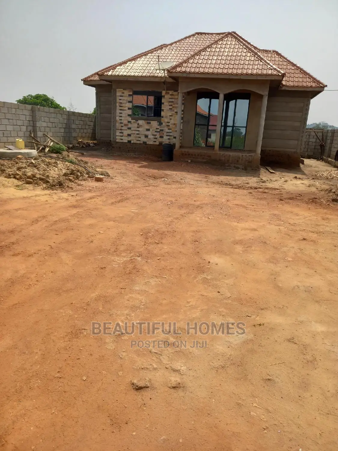 Furnished 3bdrm House in Kira for Sale