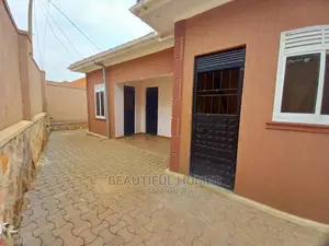 Furnished 4bdrm House in Tarmacked Estate, Kira for Sale