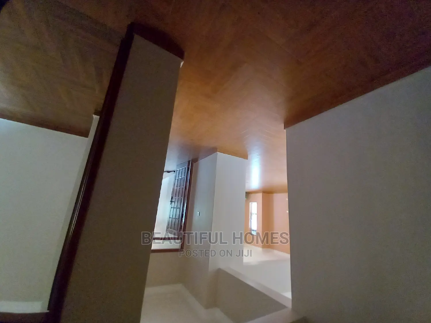Furnished 4bdrm Bungalow in Kira Gated for Sale