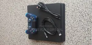 Ps4 Slim Console 1 Pad