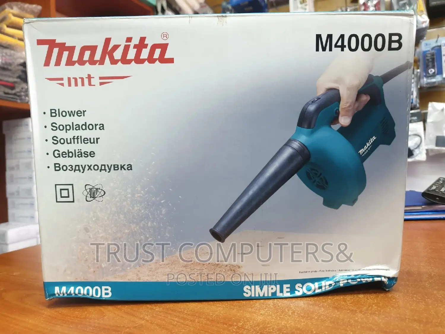 Electric Hand Blower (Makita M4000B)