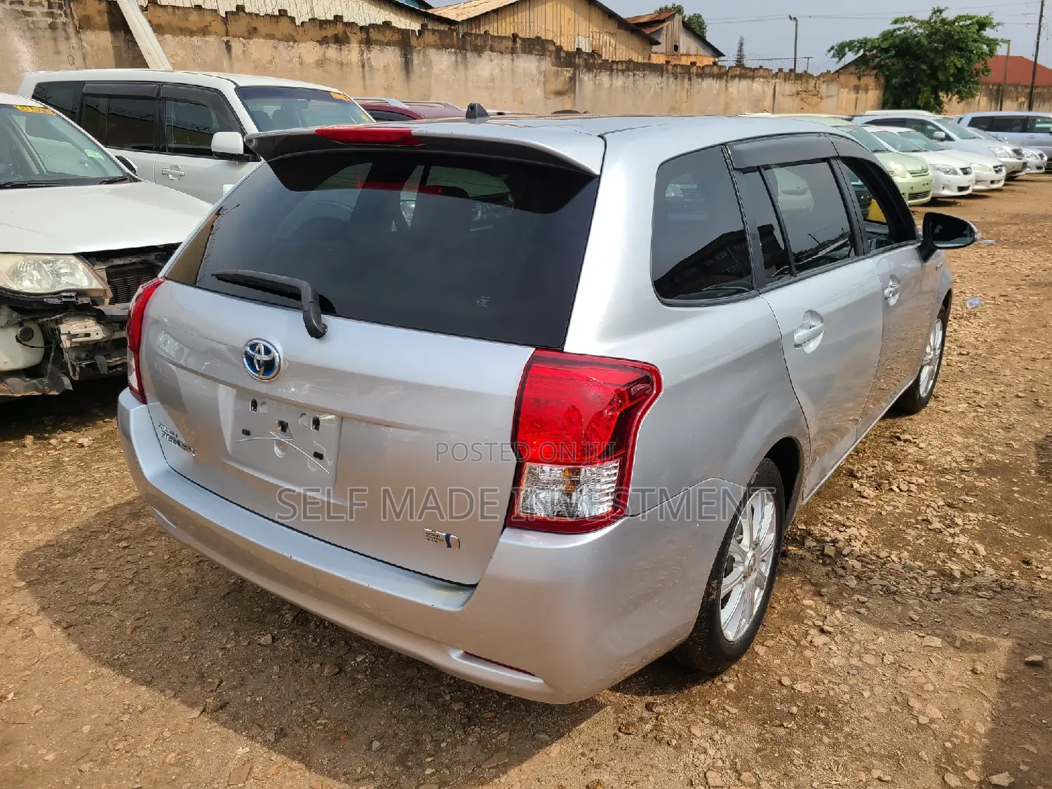 Toyota Fielder 2014 SV Premium Silver