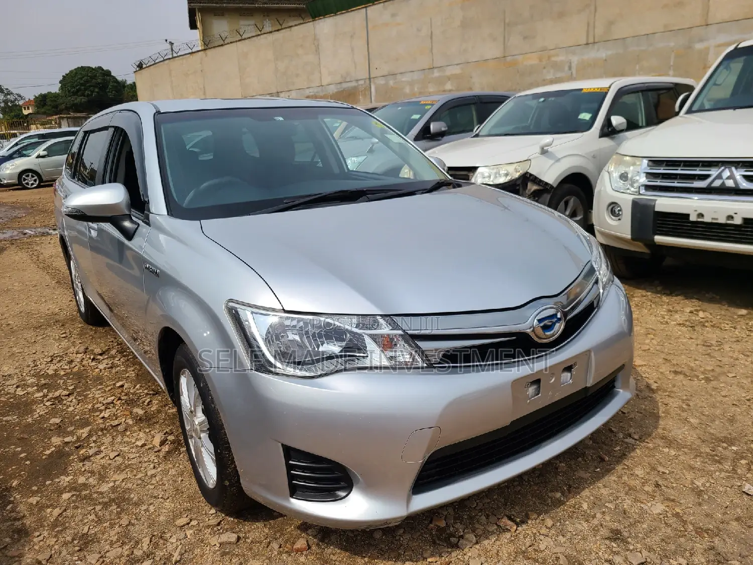 Toyota Fielder 2014 SV Premium Silver