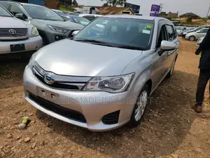 Toyota Fielder 2014 SV Premium Silver
